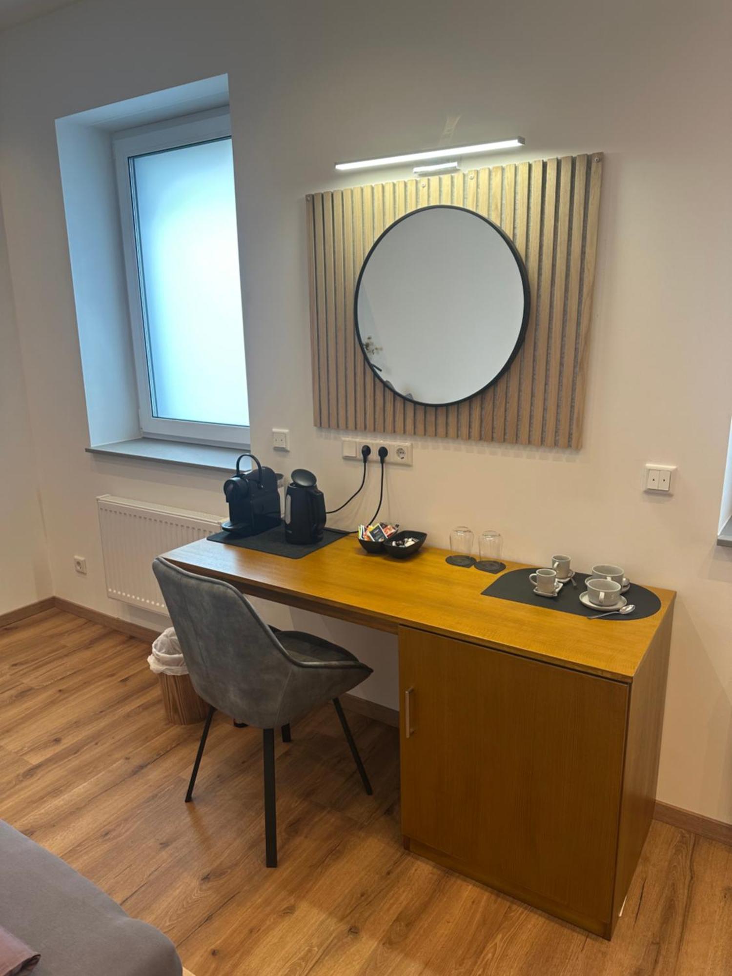 Artemis Zimmervermietung 5 Ein Bettzimmer Sundern Exterior foto